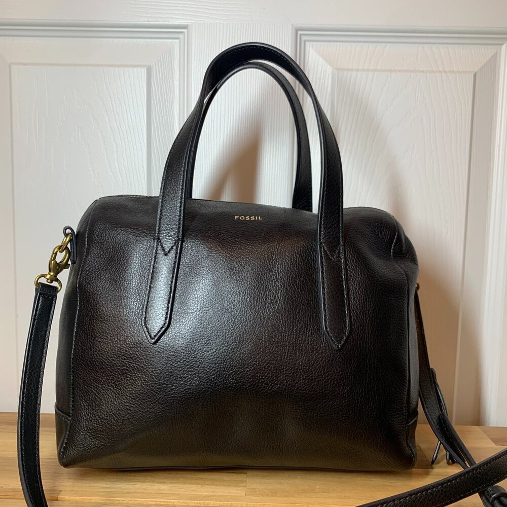 Fossil Black Leather Satchel – Structured Top Handle Bag with Crossbody Strap